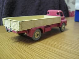 Big Bedford Lorry 922