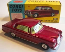 Corgi Mercedes Benz 220 SE Coupe