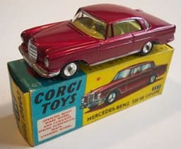 Corgi Mercedes Benz 220 SE Coupe