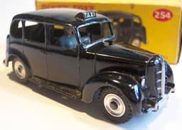 Austin London Taxi by Dinky Toys