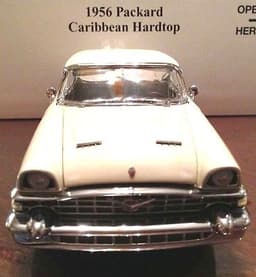 1956 PACKARD Caribbean Hardtop by Danbury Mint 1:24 MINT IN BOX