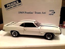1969 PONTIAC TRANS AM by Danbury Mint 1:24 MINT IN BOX GM Muscle Car 1st T/A