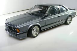 Autoart Millennium BMW M 635 CSi With Option Shadow - Line Delphin Met (70529)