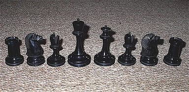 c1860\'s VERY UNUSUAL FINE QUALITY WEIGHTED MAHOGANY BOXED CHESS SET