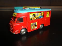 Corgi 426 Chipperfields Circus Mobile Booking Office.Mint in Near Mint Box