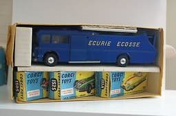 Corgi Major Gift Set No.16 Ecurie Ecosse Racing Car Transporter & 3 Racing Cars