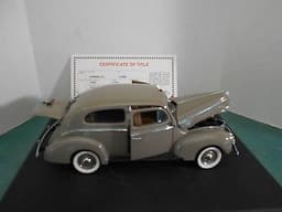 Danbury Mint 1:24 scale 1940 Ford Tudor Sedan Limited Edition of 5000