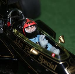 Exoto Ultra Rare Signed Fitipaldi Lotus 72D Salute Italy 1972 Winner 1/18