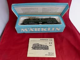 MARKLIN 3050 HO GAUGE SWISS DIECAST ELECTRIC LOCOMOTIVE – SBB CFF 11414 - BOXED