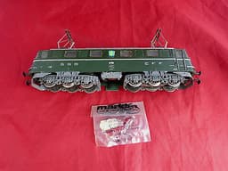 MARKLIN 3050 HO GAUGE SWISS DIECAST ELECTRIC LOCOMOTIVE – SBB CFF 11414 - BOXED