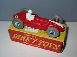 ORIGINAL VERY NEAR MINT BOXED DINKY TOYS 231 MASERATI RACING CAR