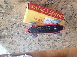 ORIGINAL VERY NEAR MINT BOXED DINKY TOYS 231 MASERATI RACING CAR