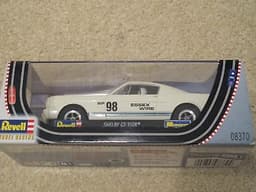REVELL 1:32 SLOT CAR - SHELBY GT-350r 98 ESSEX WIRE - BRAND NEW IN BOX