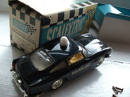 SCALEXTRIC MARSHAL CAR E5 LIGHTED ASTON MARTIN BOXED ONE OWNER FROM NEW