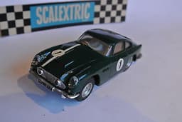 Scalextric Perfect green ASTON MARTIN DB4 + LIGHTS \'64 Fr. Slot car 100% origin