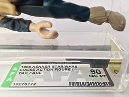 STAR WARS VINTAGE FIGURE YAK FACE & WEAPON LAST 17 AFA 90 POTF