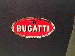 1/12 AUTOART BUGATTI EB 16.4 VEYRON HYPERCAR Ice blue/Pearl white