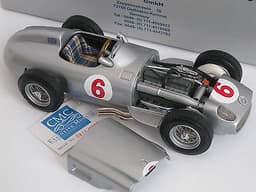 1:18 1955 CMC Diecast Mercedes-Benz W196 Silberpfeil-Monoposto No.6 Moss