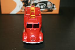 18038 MAGIRUS FIRE TRUCK MARKLIN