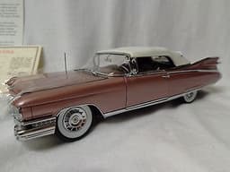 1959 CADILLAC ELDORADO BIARRITZ LTD EDITION W/PAPERS 1/24 DANBURY MINT NICE USED