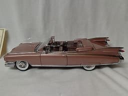 1959 CADILLAC ELDORADO BIARRITZ LTD EDITION W/PAPERS 1/24 DANBURY MINT NICE USED