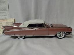 1959 CADILLAC ELDORADO BIARRITZ LTD EDITION W/PAPERS 1/24 DANBURY MINT NICE USED