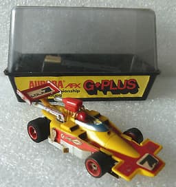 AURORA AFX LOLA T-330 HO SLOT CAR No1731