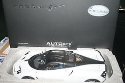 Autoart 1/18th Scale Pagani Huayra White
