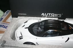 Autoart 1/18th Scale Pagani Huayra White