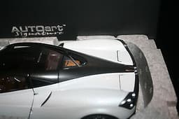 Autoart 1/18th Scale Pagani Huayra White