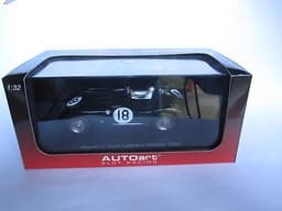 AutoArt Jaguar C-Type - Ref-13571. 1:32 scale slot car. New. RARE.