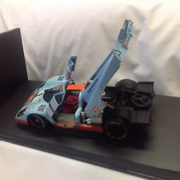 AutoArt Models - PORSCHE 917K CAR GULF No 1 1.18