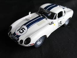 BOXED REVELL JAGUAR E TYPE ( #15 LE MANS 1963 ) SLOT CAR