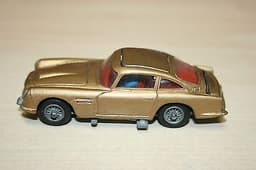 Corgi #261 Special Agent 007 James Bond\'s Aston Martin DB5