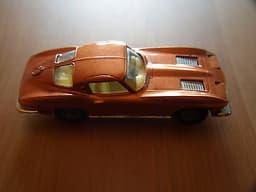 CORGI 310 CHEVROLET CORVETTE STINGRAY BRONZE EXTREMELY RARE ORIGINAL AND BOXED.