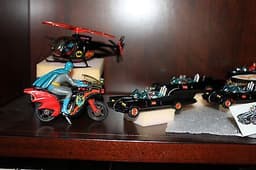 CORGI BATMAN BATMOBILE.... ORIGINAL !!!! SCARCE MATTE BLACK !!!!!!!