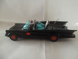 Corgi Batmobile 267 in Excellence Condition with Box Plinth and Packing pieces