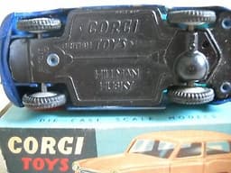 Corgi Toy Boxed Hillman Husky 206M