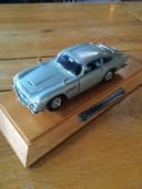 DANBURY MINT JAMES BOND 007 ASTON MARTIN DB5 1:24 scale Diecast model