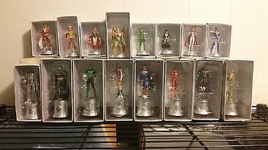 DC Chess Set  COMPLETE New 52 or Justice League Superman Batman Wonder Woman etc