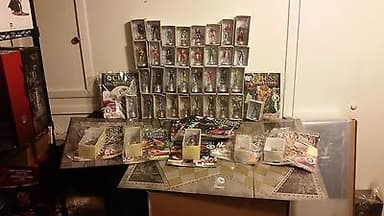 DC Chess Set  COMPLETE New 52 or Justice League Superman Batman Wonder Woman etc