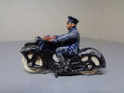 DINKY TOYS No 37b VINTAGE PRE-WAR POLICE MOTORCYCLE VERY RARE ITEM GOOD COND.