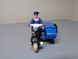 DINKY TOYS No 43b VINTAGE PRE-WAR RAC MOTORCYCLE PATROL VERY RARE VERY GOOD