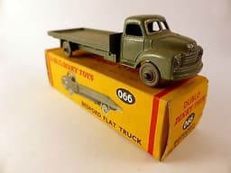 Dublo Dinky Bedford Flat Truck No 066