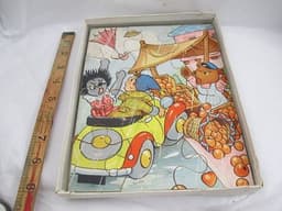 Enid Blyton Golly & Noddy Car Escapade Wooden Jigsaw Puzzle Toy c1960