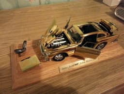 James Bond 007 22ct Gold Plated Diecast Aston Martin DB5 Danbury Mint 1/24 Scale