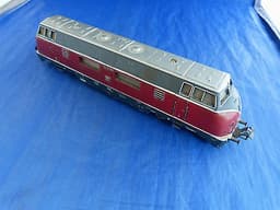 MARKLIN HO GAUGE DB DIECAST DIESEL LOCOMOTIVE V200060 (3 RAIL)