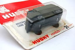 Mint HUSKY models No.21 MILITARY LAND ROVER within red blister card