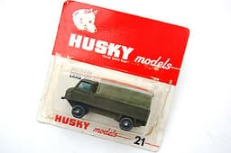 Mint HUSKY models No.21 MILITARY LAND ROVER within red blister card