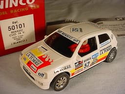 Ninco Renault Clio 16v 50101 White #52 MB slot car.